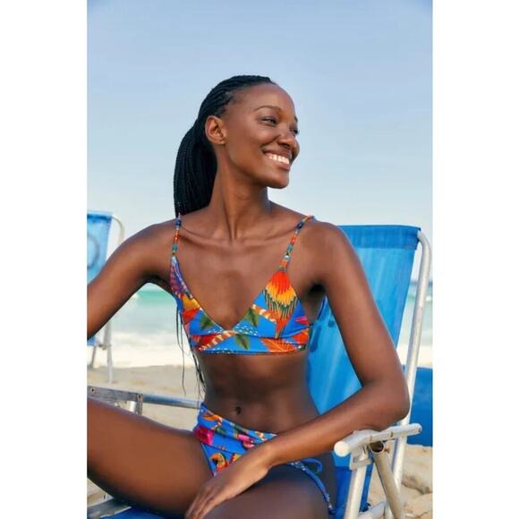 Farm Rio Macaw Tropical Print Beaded Bikini Set Size Small Top & Medium Bottom - Picture 3 of 16